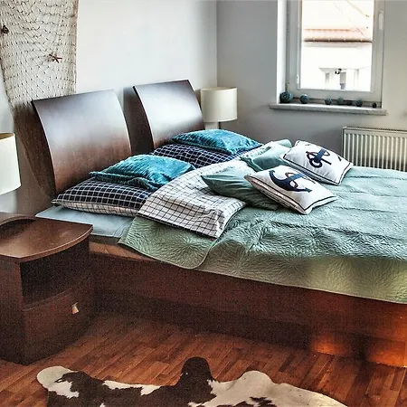 Apartament Male Sceny شقة *