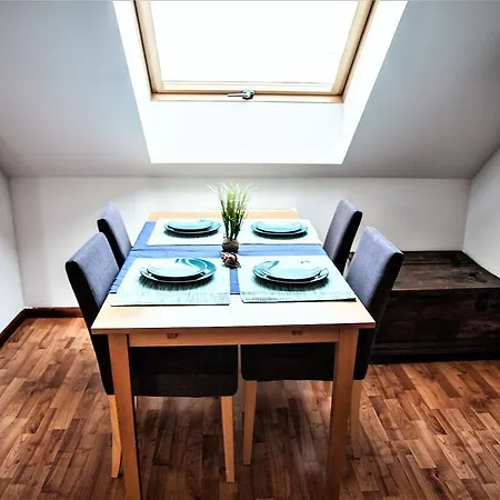 شقة Apartament Male Sceny كولوبرزيغ